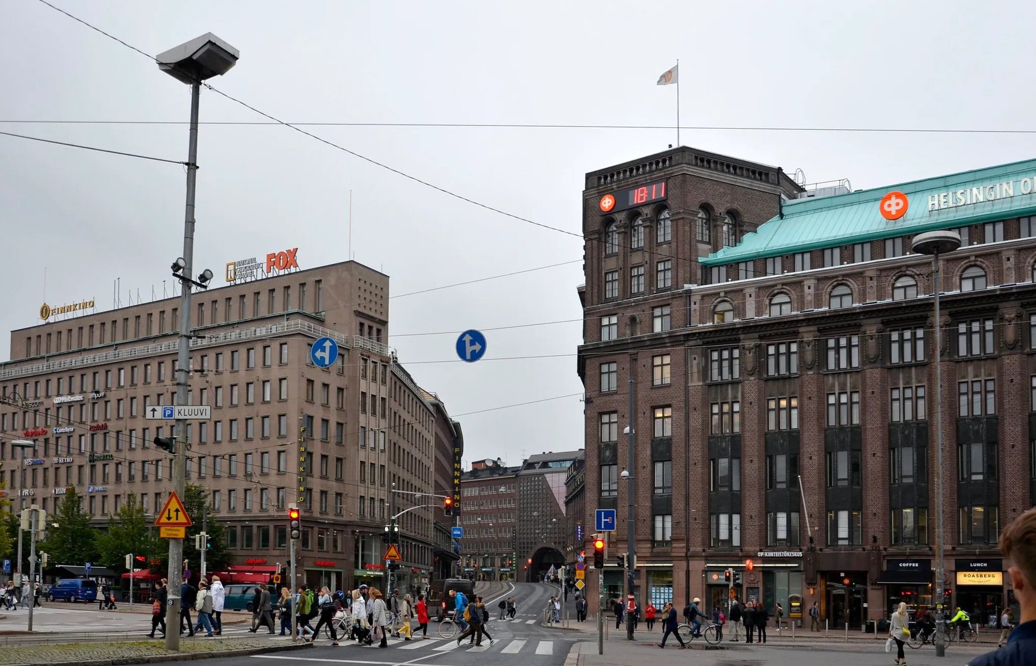 intersection-Kaivokatu-and-mikonkatu